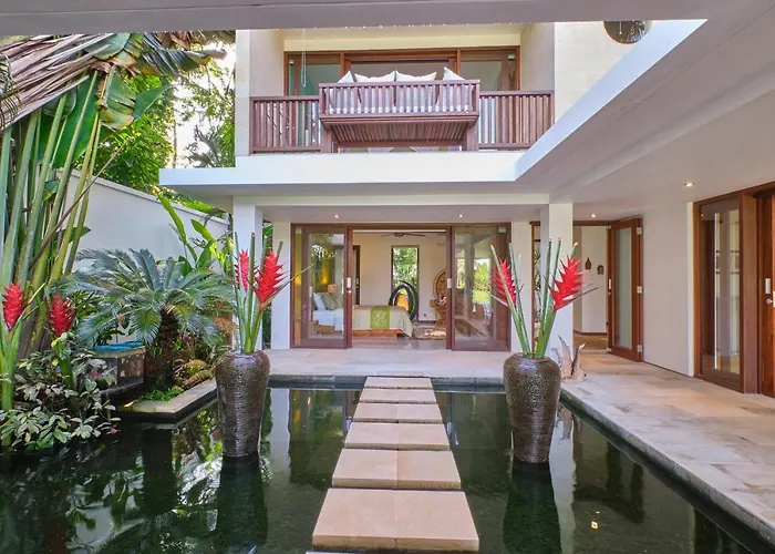 Villa Balinese Luxurious Elegance Ubud 